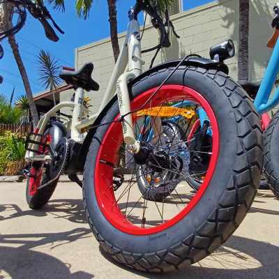 a motorcycle is parked on the side of a road